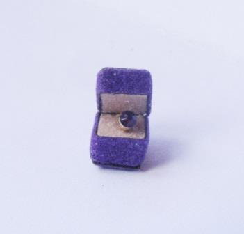 DOLLS HOUSE 1/12TH AMETHYST BOXED RING